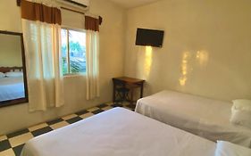 Hotel Villa Del Mar
